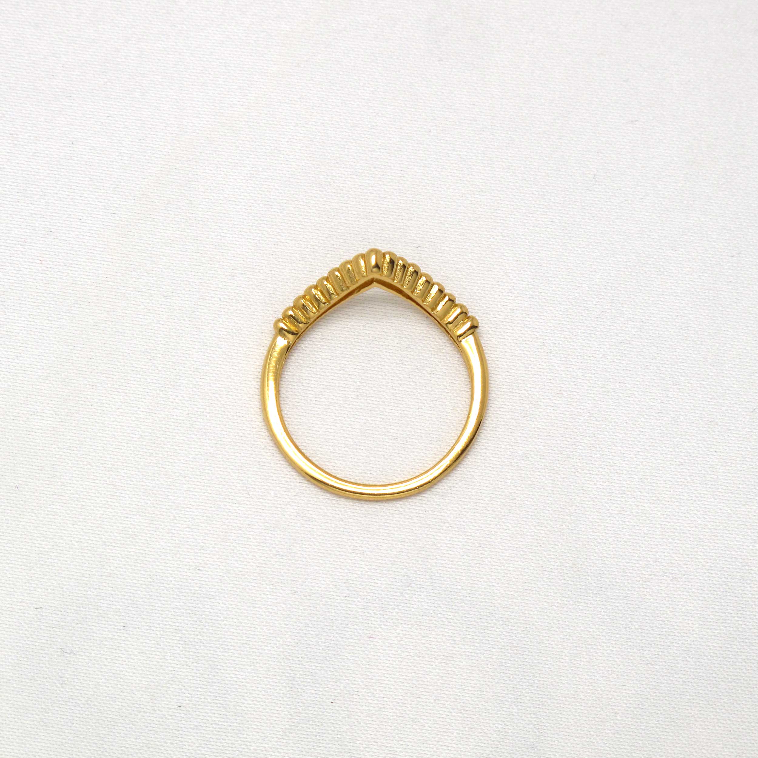 Doted V Shape Ring Gold 2